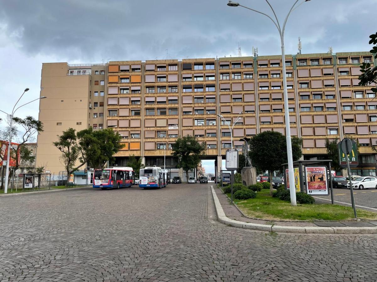 Il Ghiro Panzió Catania-Fontanarossai nemzetközi repülőtér Kültér fotó